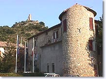Volonne, tour et ruine Volonne, tour et ruine