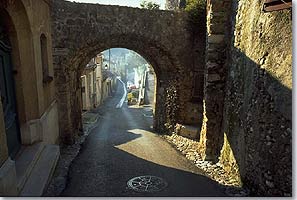 Biot -  Stone arch