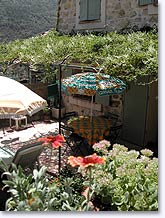 Cons&eacute;gudes - terrasse