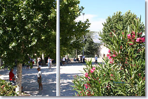 Gr&eacute;asque - Boulodrome