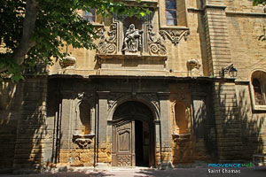 Saint Chamas, porte de l'église