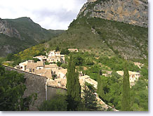 Saint May, le village dans la montagne