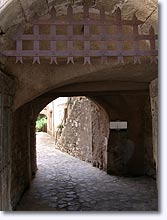 Cabasse sur Issole - Passage vout&eacute;