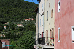 Claviers, vue sur les collines