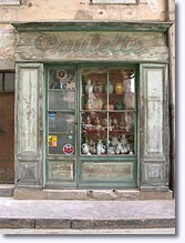 Cotignac - Vitrine ancienne