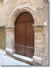 Cuers - porte ancienne