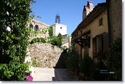 Grimaud - Small street