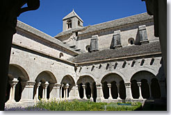 Abbaye de S&eacute;nanque