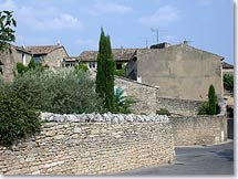 Cabrieres d'Avignon - Street