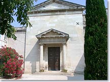 Lagnes - Eglise
