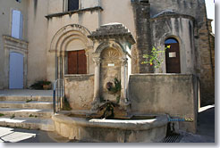 Lourmarin - Fontaine