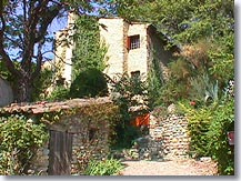 Rasteau, house
