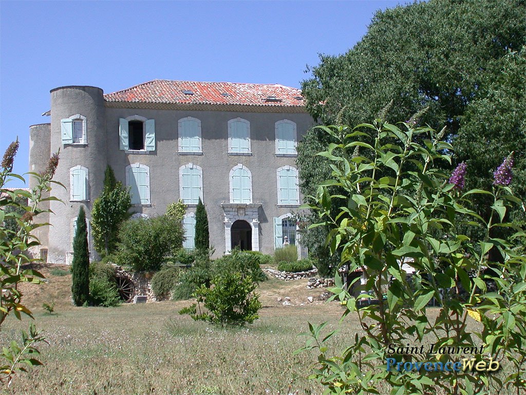 Saint Laurent du Verdon chateau.