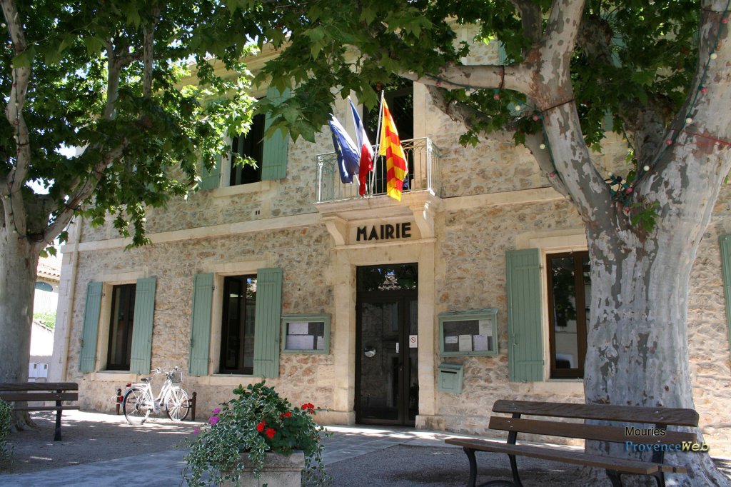 Mairie de Mouriès.