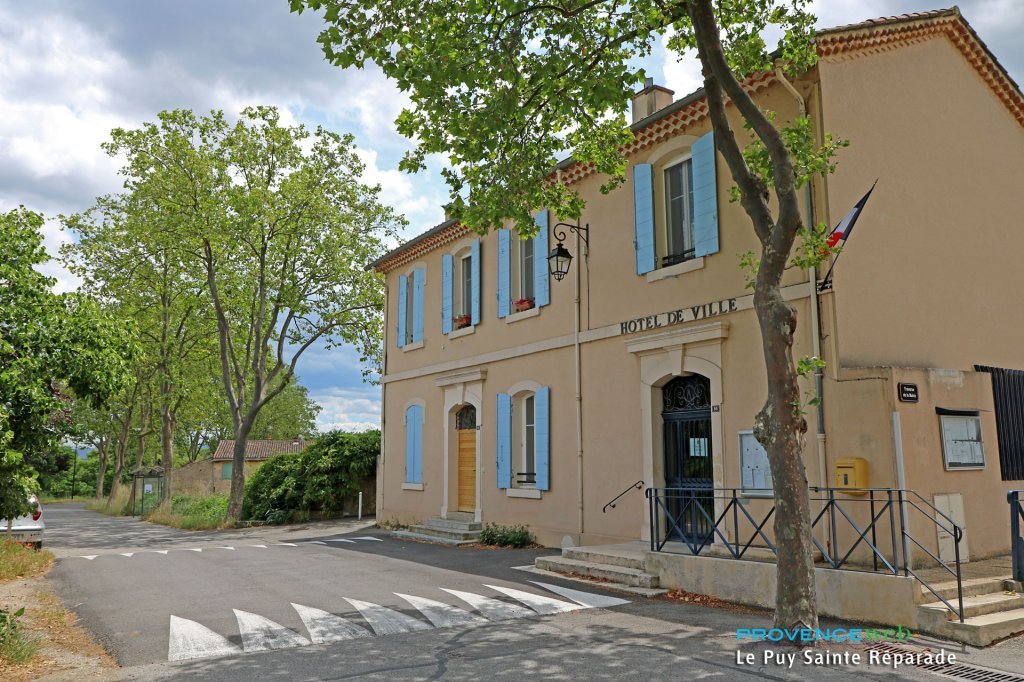 Mairie.
