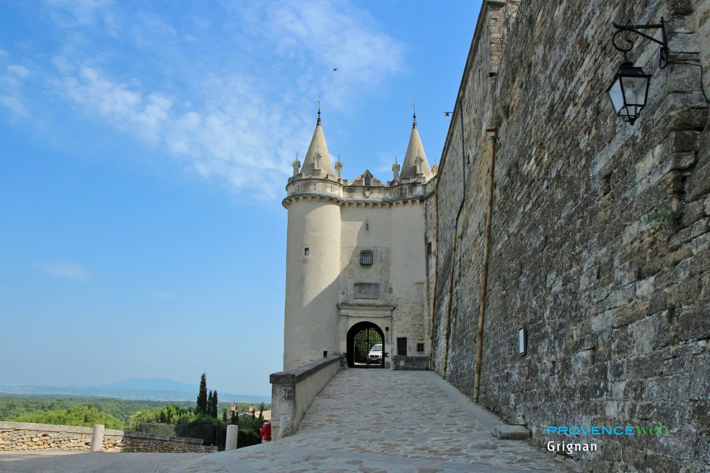 Château de Grignan.