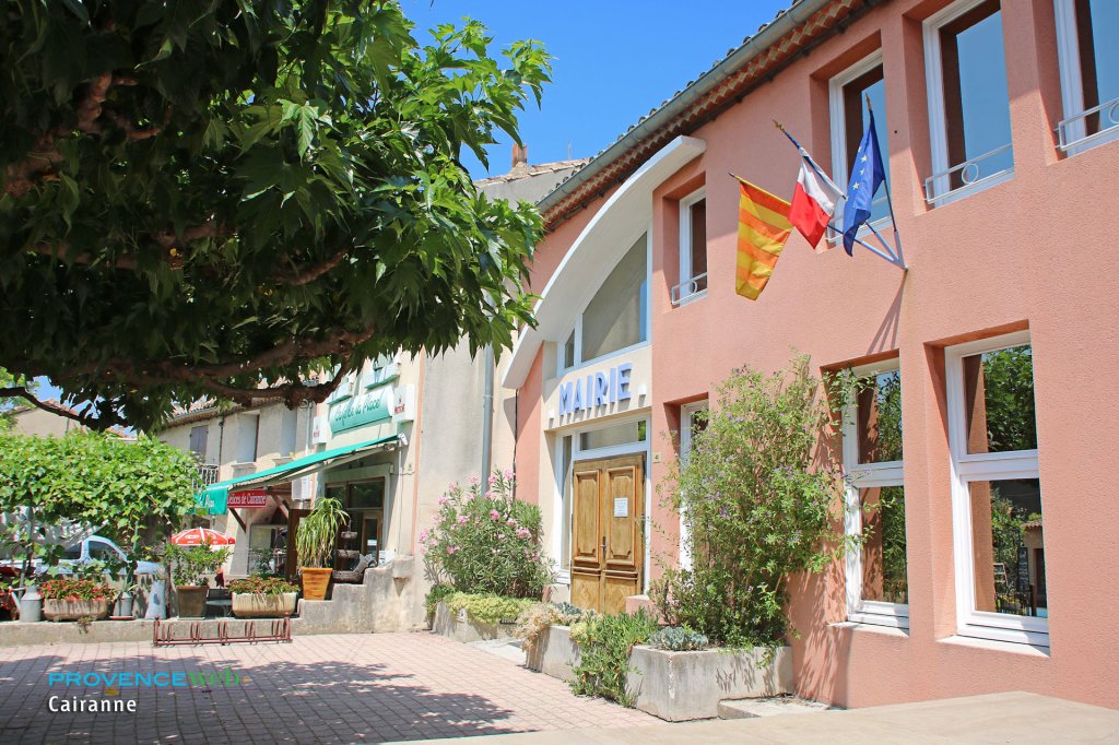 Cairanne mairie.