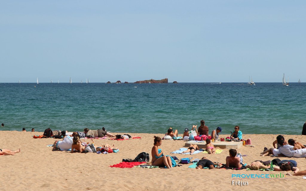 La mer à Fréjus.