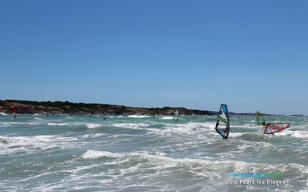 Planches à voile à Six Fours les Plages.