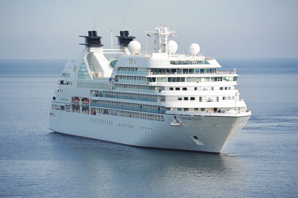 Bateau de croisière.