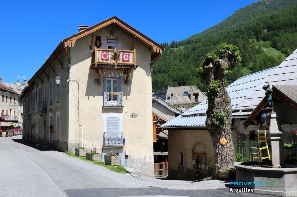 Jolie maison.