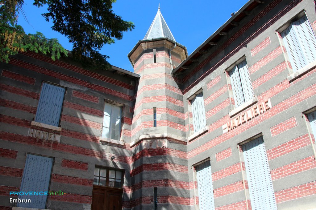 Mazelière.