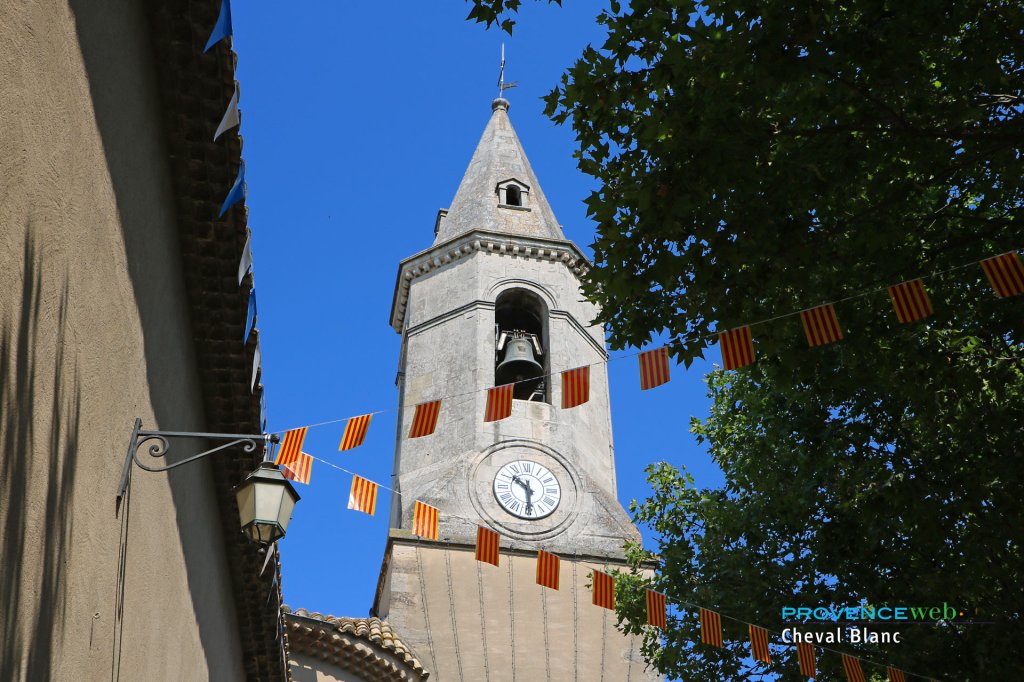 Eglise de Cheval Blanc.