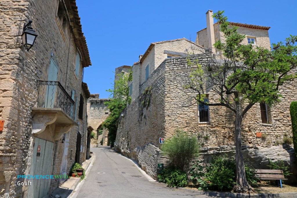 Goult dans le Luberon.