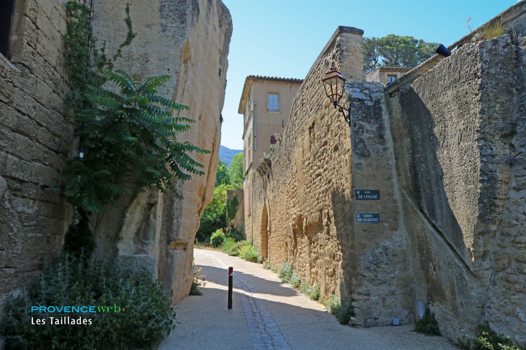 Les Taillades.