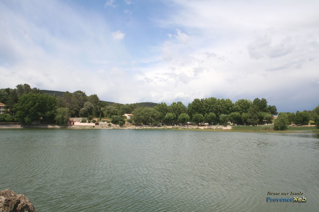 Plan d'eau de Besse sur Issole.