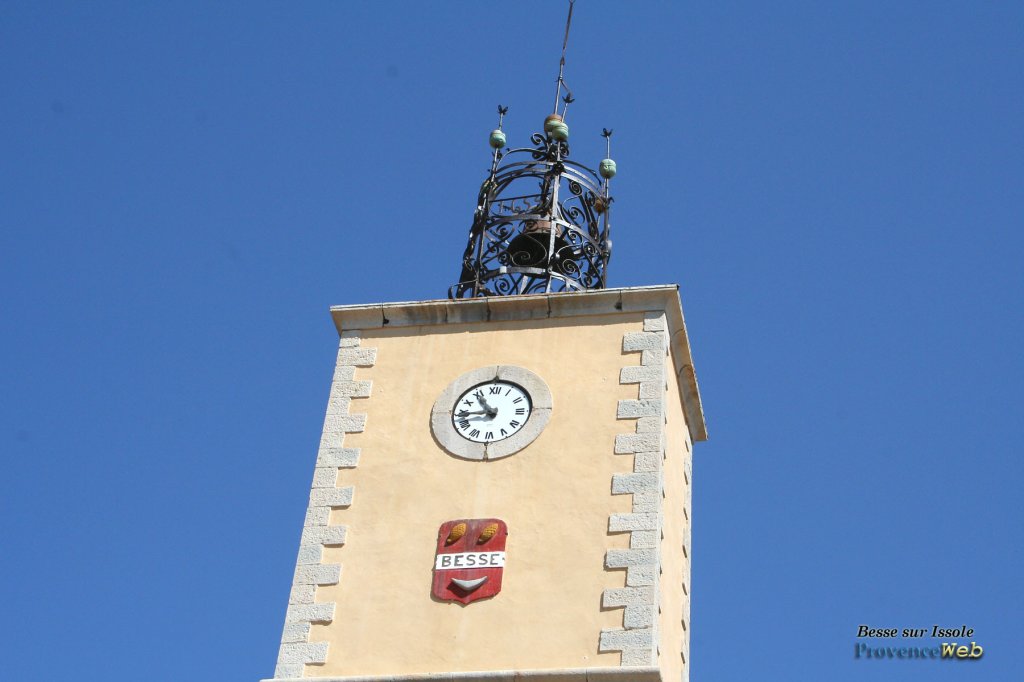 Clocher de Besse sur Issole.