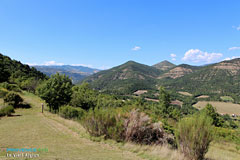 Aiglun, paysage de montagne