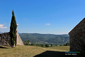 Aiglun Alpes de Haute Provence Provence Web