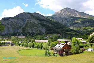 Allos, meadow