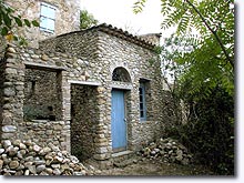 Brunet, stonebuilt house