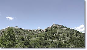 Castellet les Sausses, perched village