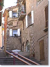 Chateau-Arnoux, calade street