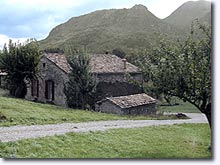 Chateauneuf-Miravail, house