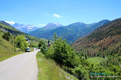 La Condamine-Châtelard, route