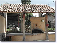 Estoublon, wash-house Estoublon, wash-house