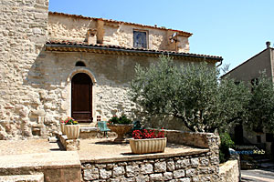 Pierrevert, église