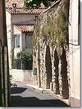 Pierrevert, rue