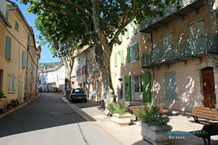 Quinson, rue