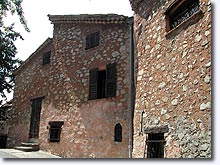 Sausses, maisons en pierres Sausses, maisons en pierres