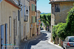 Saint Etienne les Orgues, rue