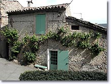 Saint Julien d'Asse, maison Saint Julien d'Asse, maison