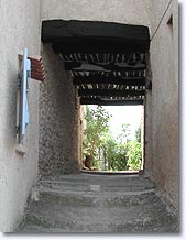 Saint Julien d'Asse, passage