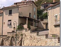 Saint Maime, maisons dans le village Saint Maime, maisons dans le village