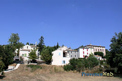 Saint Martin les Eaux, le village