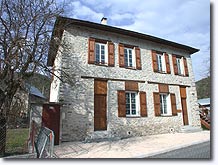 Verdaches, maison Verdaches, maison